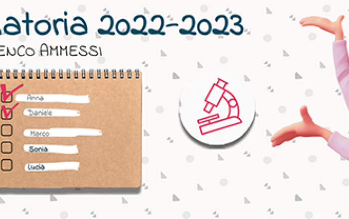 Disegno grafico che raffigura una figura femminile ed una lavagna con una lista di nomi 